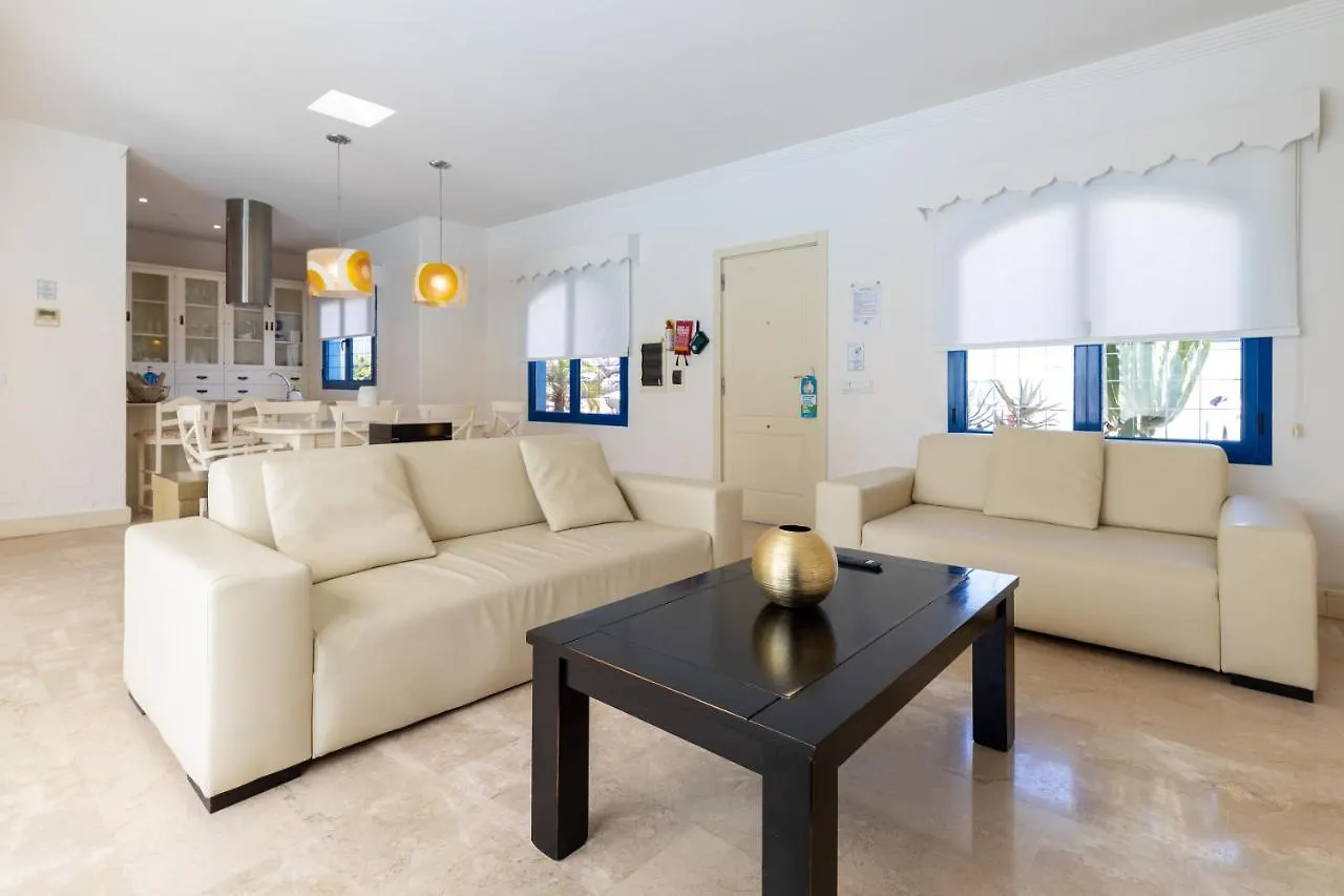 Villa 913 Corralejo Spain